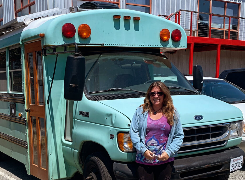 Jenn and Rita Hit the Road